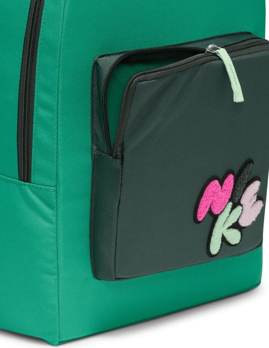 Mochila deportiva Nike para niño