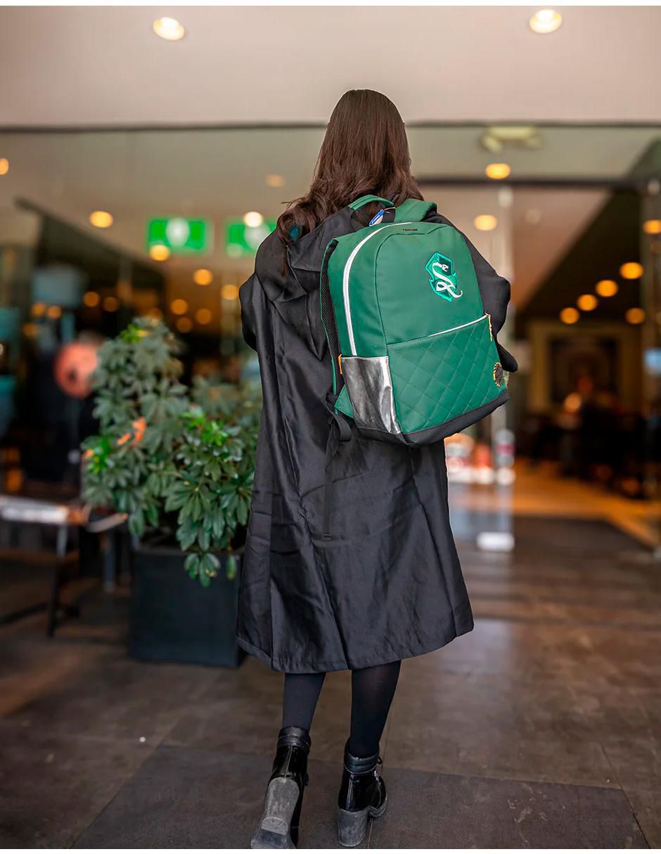 Mochila escolar Slytherin Hogwarts Legacy 2
