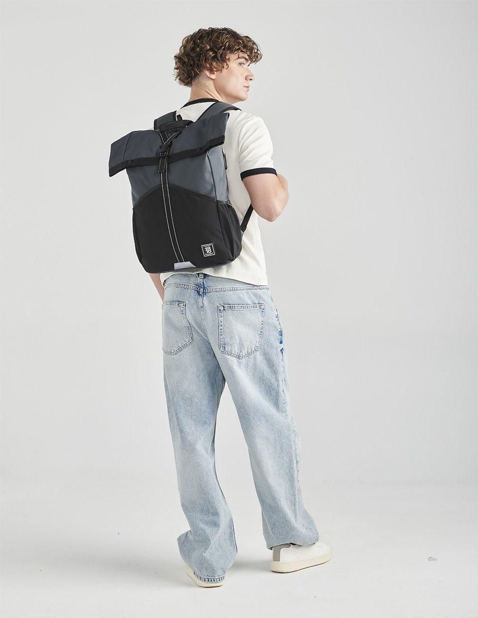 Mochila escolar Comiut 8