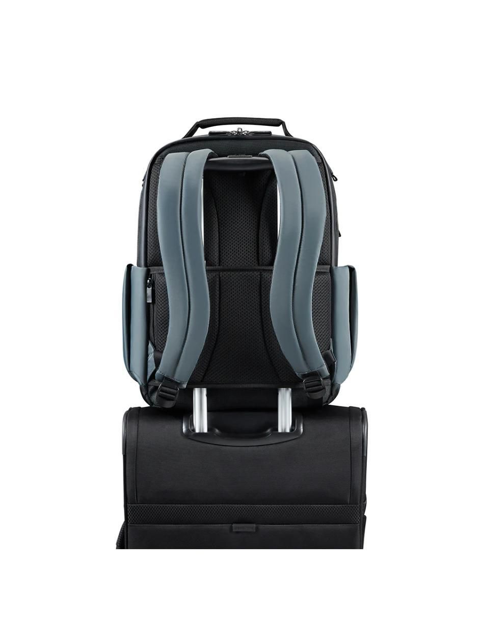Mochila con portalaptop 5