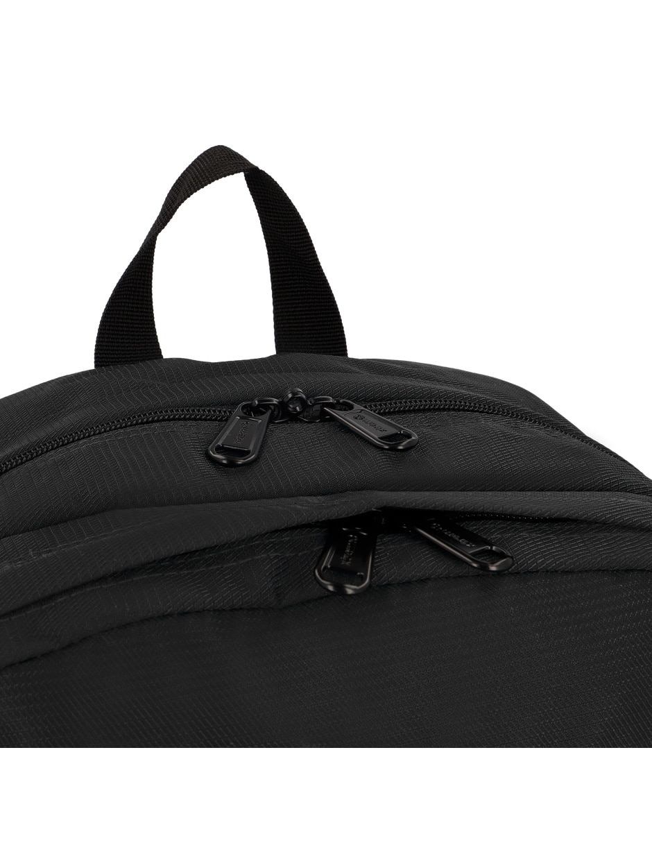 Mochila escolar para niño 9